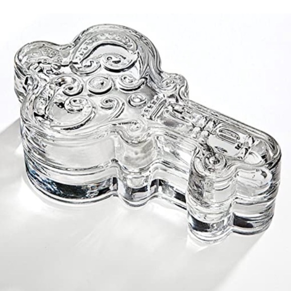 Studio Silversmiths Gifts Other - Studio Silversmiths Key Cut Crystal Jewelry Trinket Storage Box Clear Crystal